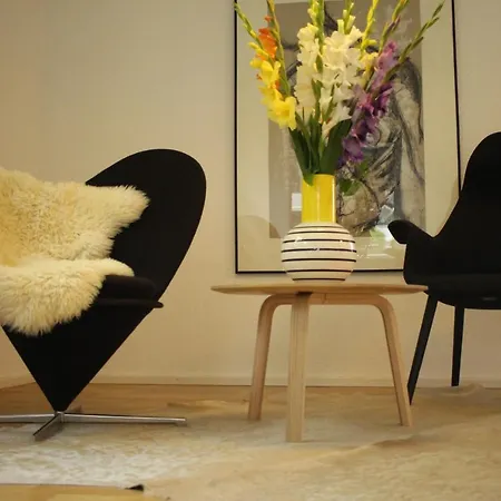 Apartment Zuhause Mit Berg-und Bodenseesicht *