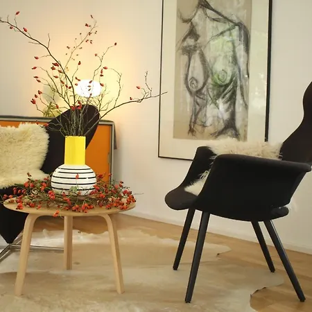 Apartment Zuhause Mit Berg-und Bodenseesicht *