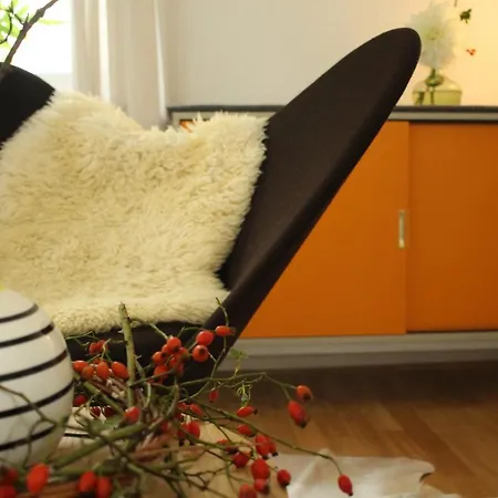 Zuhause Mit Berg-und Bodenseesicht Apartamento Markdorf